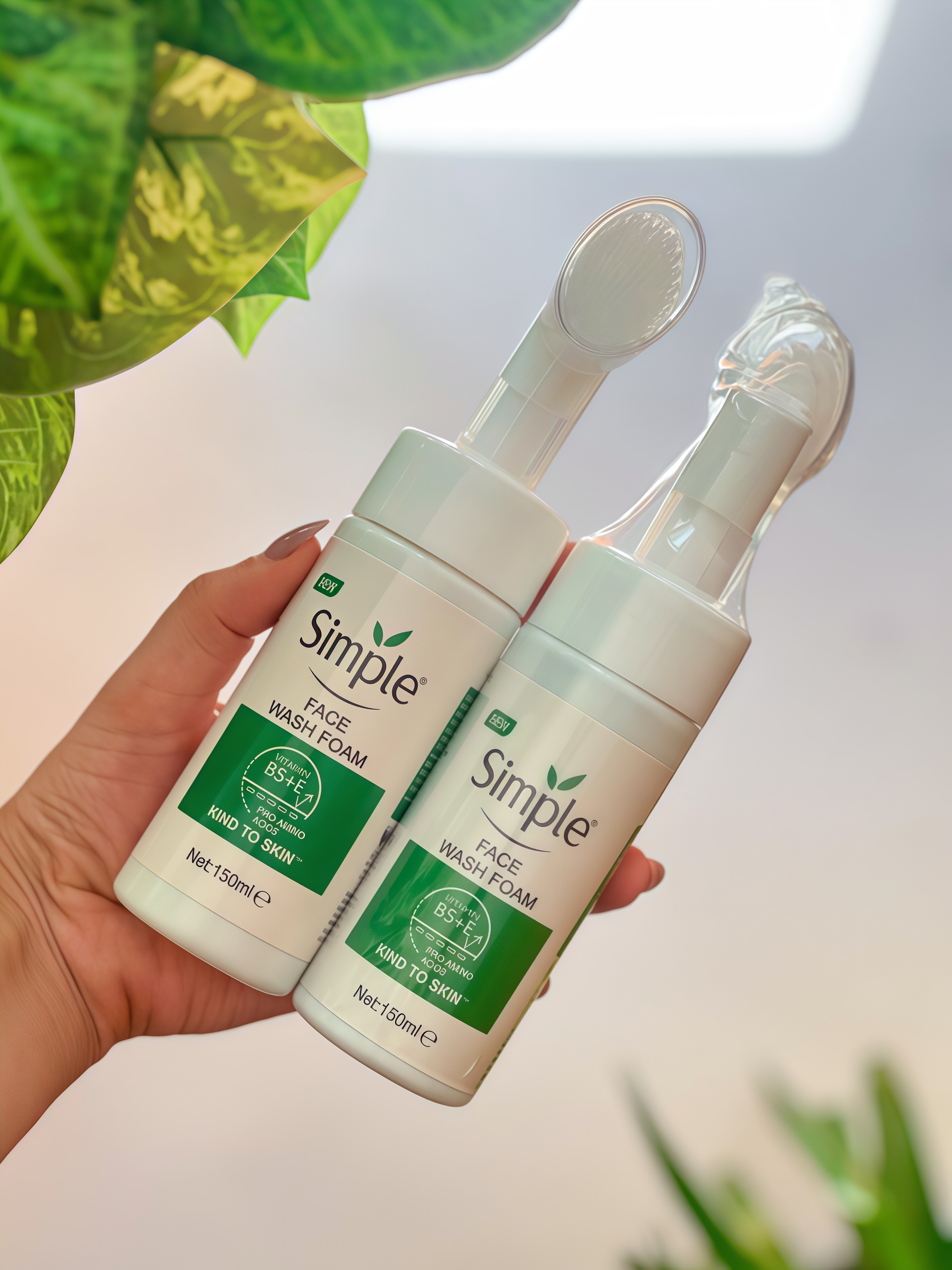 فوم شستشوی صورت سیمپل (Simple) مدل Face Wash Foam